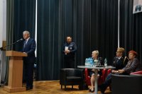 starosta i przedstawiciele policji