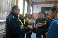 Policjanci i uczniowie PZS w Bieruniu