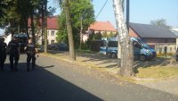 Policjanci podczas akcji poszukiwawczej