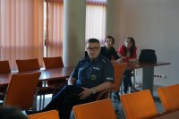 Policjant i mieszkańcy Imielina na debacie