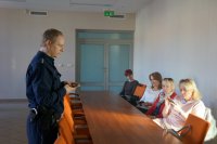 Policjant i mieszkańcy Imielina na debacie
