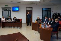 Wręczenie nagród policjantom podczas sesji Rady Powiatu