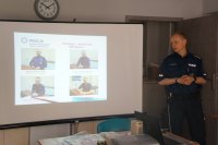 Policjanci na spotkaniu z seniorami w Bieruniu