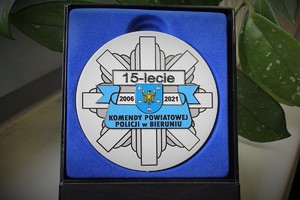Medal okolicznościowy z okazji 15-lecia Komendy Powiatowej Policji w Bieruniu