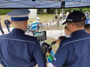 Na zdjęciu widzimy ekran z symulatora jazdy motocyklem