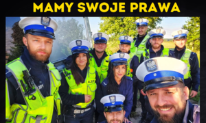 Na zdjęciu widzimy policjantów