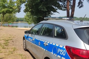 Na zdjęciu widzimy radiowóz