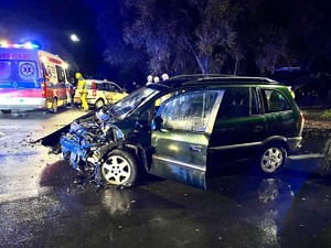 Na zdjęciu widzimy miejsce zdarzenia drogowego