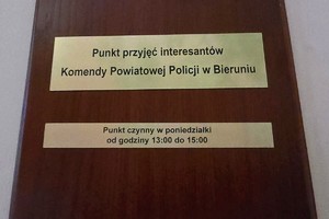 Na zdjęciu widzimy napis punkcie przyjęć interesantów