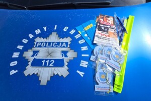 Na zdjęciu widzimy policjantów w czasie działań profilaktycznych