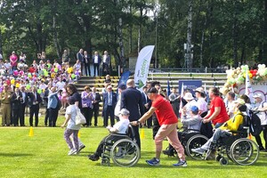 Na zdjęciu widzimy uczestników XXV Powiatowe Igrzyska Osób Niepełnosprawnych