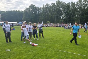 Na zdjęciu widzimy uczestników XXV Powiatowe Igrzyska Osób Niepełnosprawnych