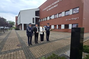 Na zdjęciu widzimy Uroczyste obchody Święta Policji wraz z 20-leciem Komendy Powiatowej Policji w Bieruniu